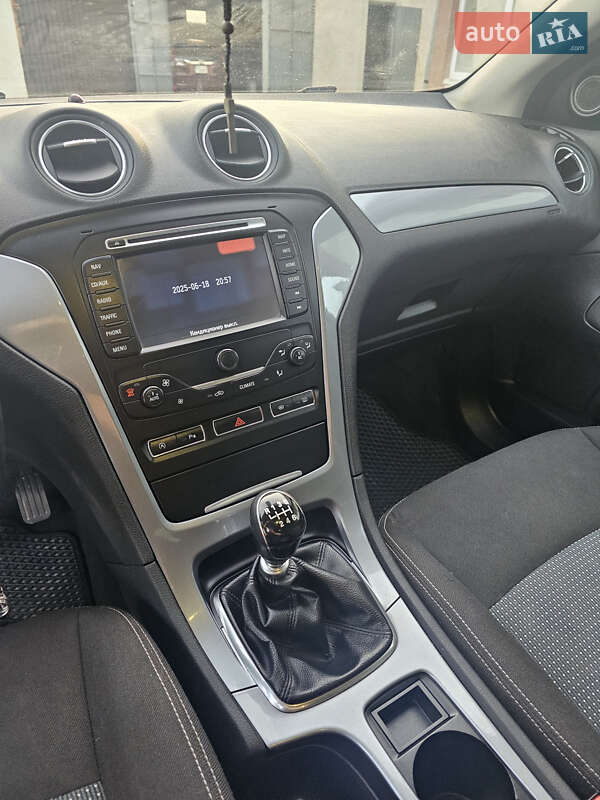 Універсал Ford Mondeo 2011 в Тернополі