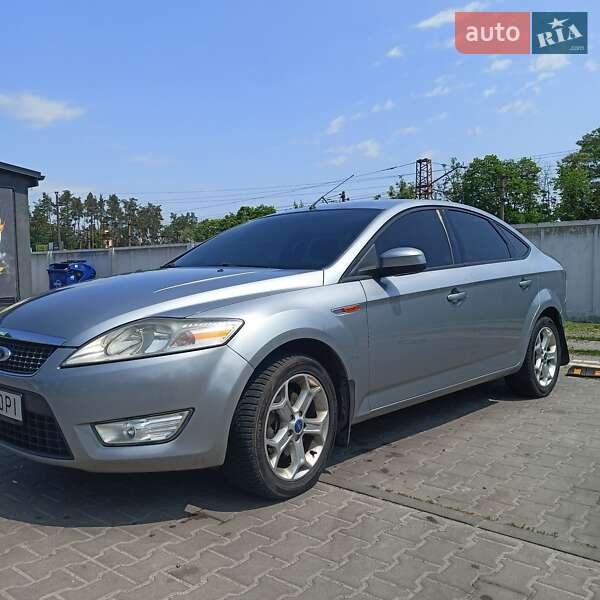 Лифтбек Ford Mondeo 2008 в 