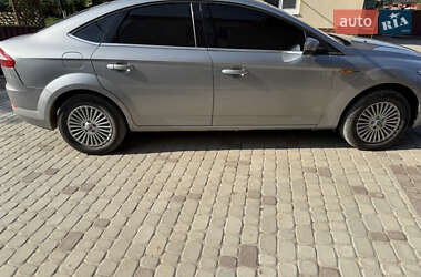 Лифтбек Ford Mondeo 2009 в 