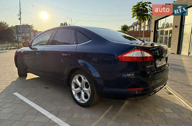 Седан Ford Mondeo 2007 в 