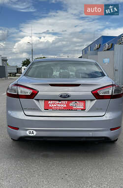 Седан Ford Mondeo 2010 в 