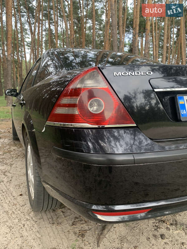 Седан Ford Mondeo 2006 в Сумах