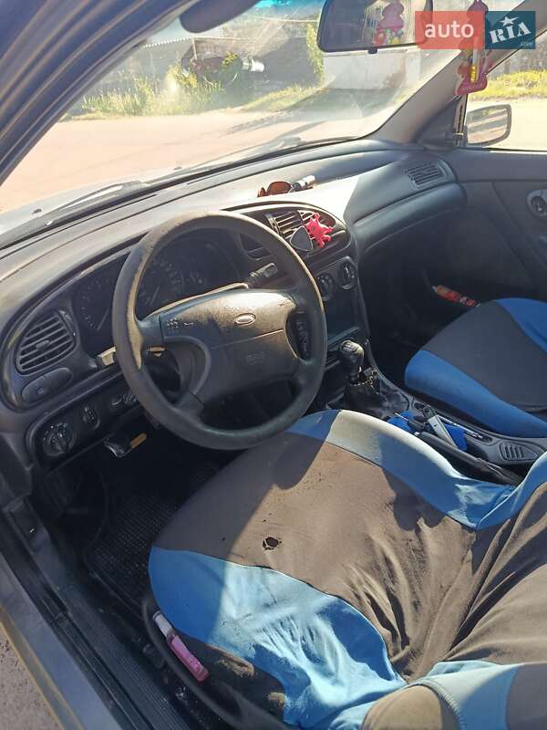 Універсал Ford Mondeo 1998 в Коростишеві