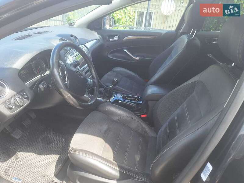 Універсал Ford Mondeo 2010 в Львові