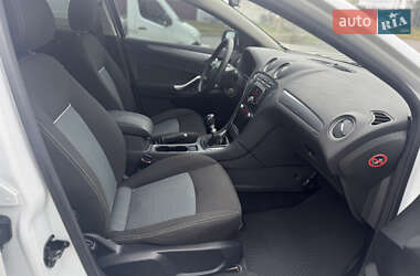 Универсал Ford Mondeo 2011 в 