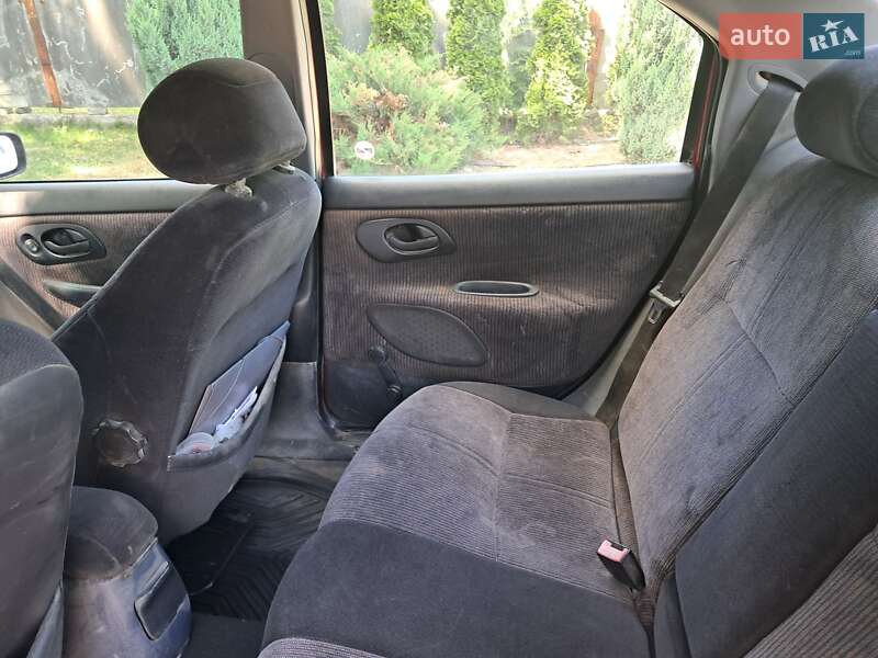 Лифтбек Ford Mondeo 1994 в Черновцах