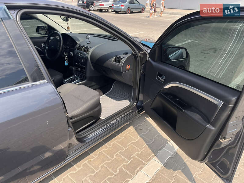 Лифтбек Ford Mondeo 2005 в Одессе