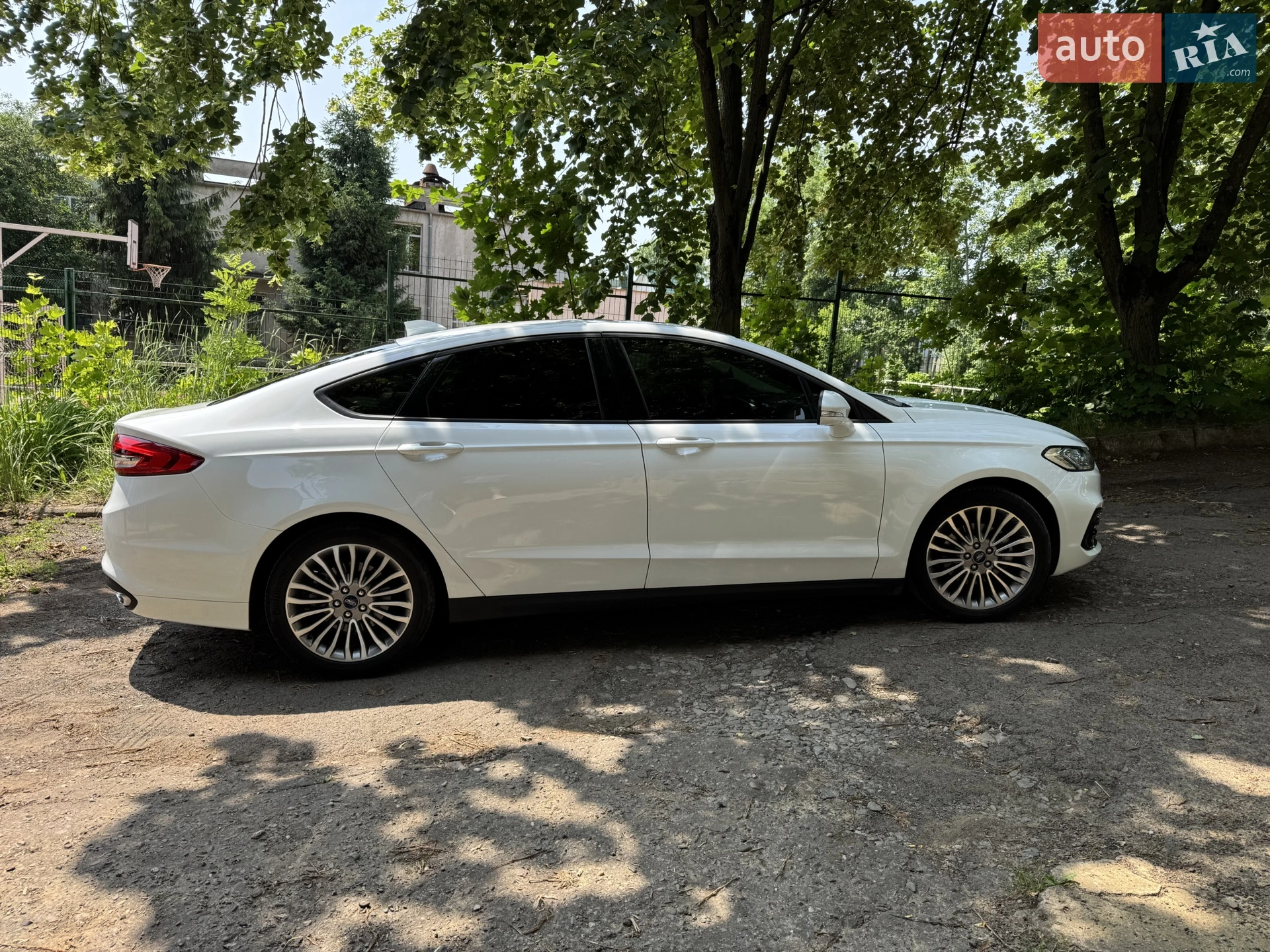 2019 Ford Mondeo - мініатюра 2