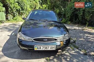 Лифтбек Ford Mondeo 1998 в 
