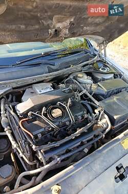 Седан Ford Mondeo 2001 в 