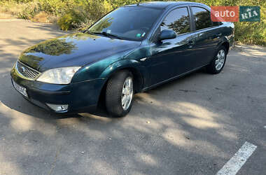 Седан Ford Mondeo 2005 в 