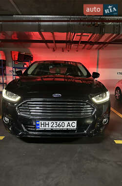 Седан Ford Mondeo 2015 в Одесі