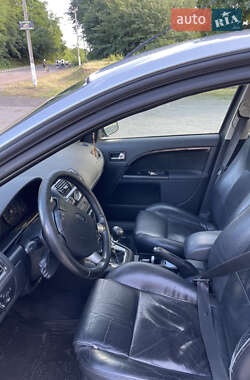 Седан Ford Mondeo 2005 в 