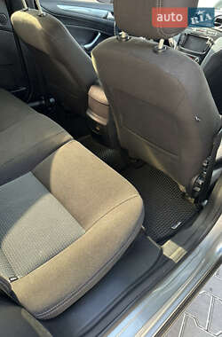 Седан Ford Mondeo 2012 в 