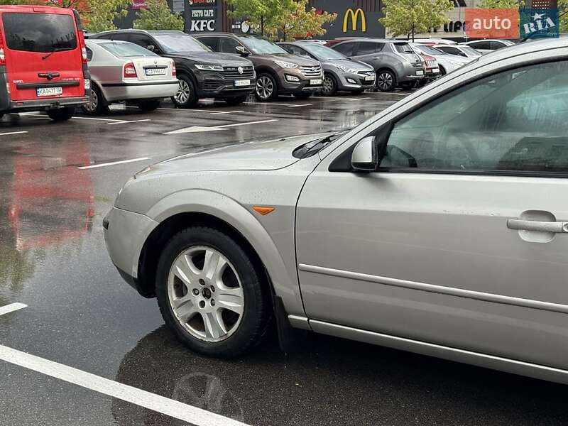 Седан Ford Mondeo 2003 в Киеве