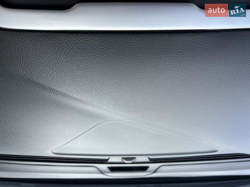 Седан Ford Mondeo 2016 в Луцке