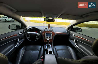 Седан Ford Mondeo 2007 в 
