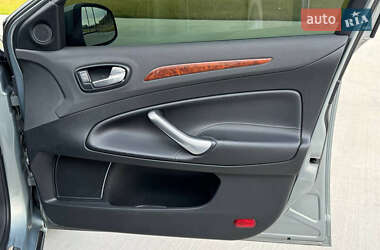 Седан Ford Mondeo 2007 в 