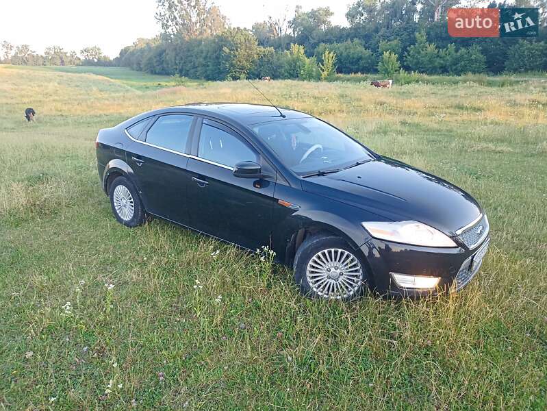 Лифтбек Ford Mondeo 2009 в Почаеве