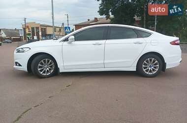Седан Ford Mondeo 2014 в 