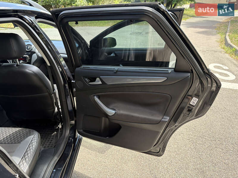 Универсал Ford Mondeo 2010 в Киеве