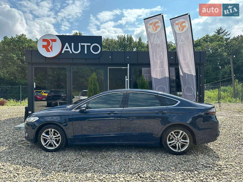 Седан Ford Mondeo 2016 в Львове