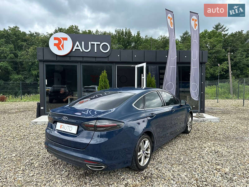 Седан Ford Mondeo 2016 в Львове