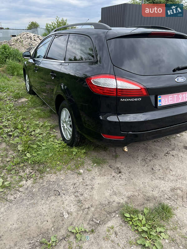 Универсал Ford Mondeo 2010 в Березному