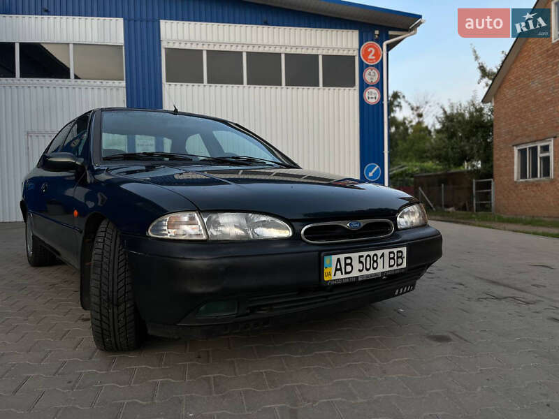 Седан Ford Mondeo 1995 в 