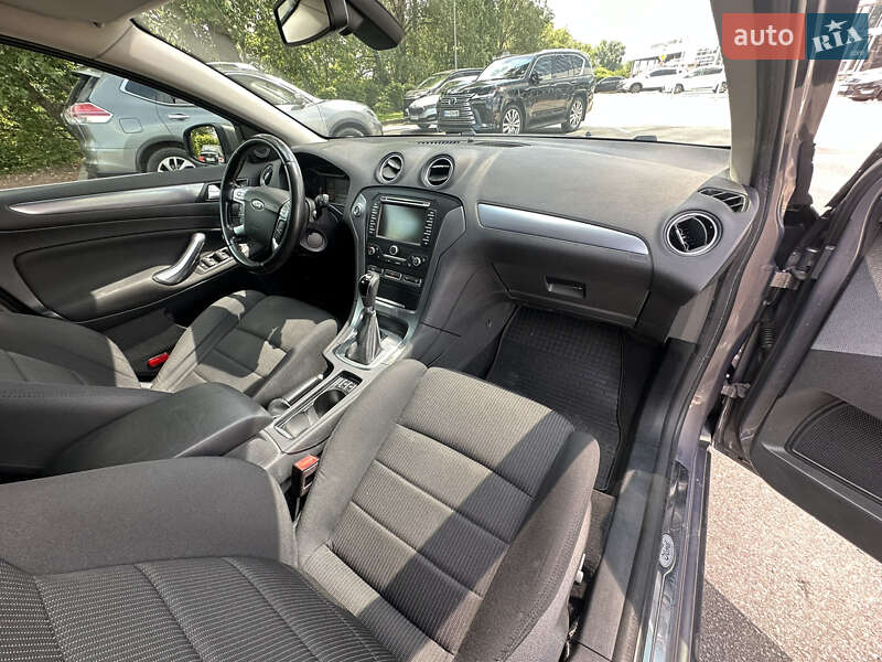 Универсал Ford Mondeo 2014 в Киеве