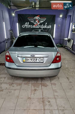 Седан Ford Mondeo 2005 в 