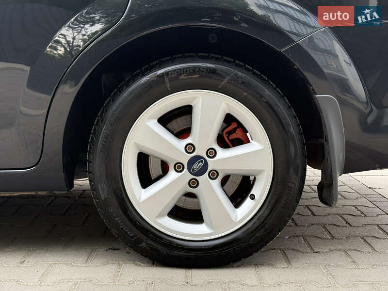 Седан Ford Mondeo 2011 в Ивано-Франковске