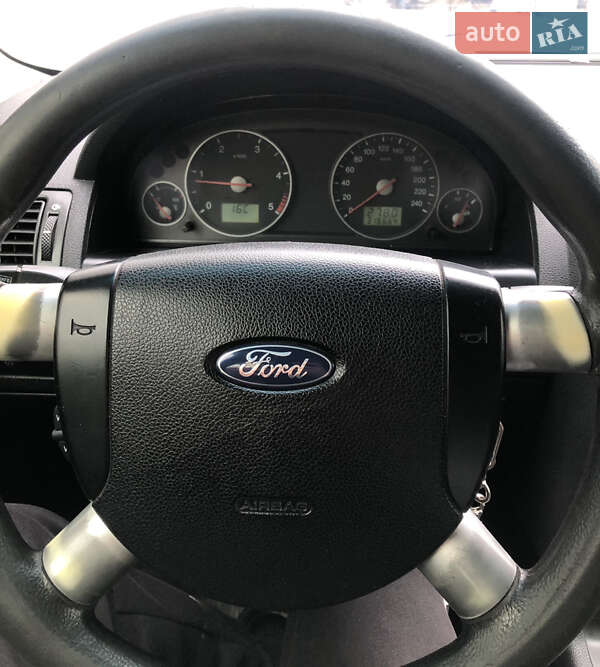 Універсал Ford Mondeo 2004 в Коломиї