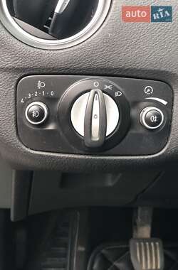 Седан Ford Mondeo 2012 в 