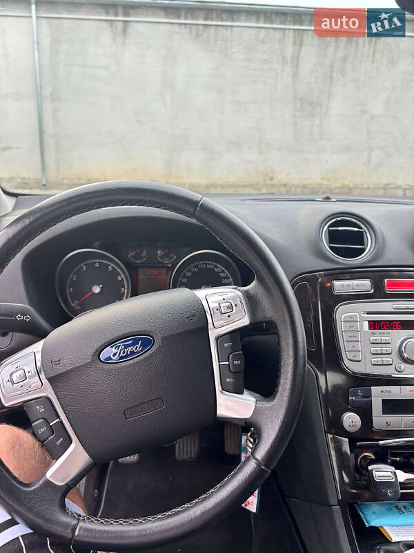 Лифтбек Ford Mondeo 2008 в Хмельницком