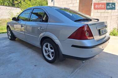 Лифтбек Ford Mondeo 2001 в 