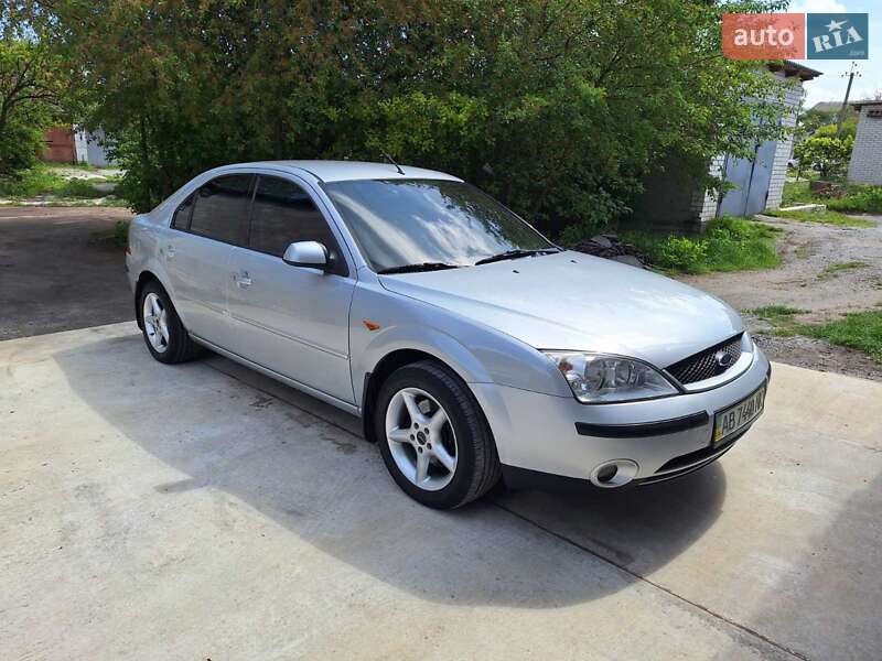 Лифтбек Ford Mondeo 2001 в Казатине
