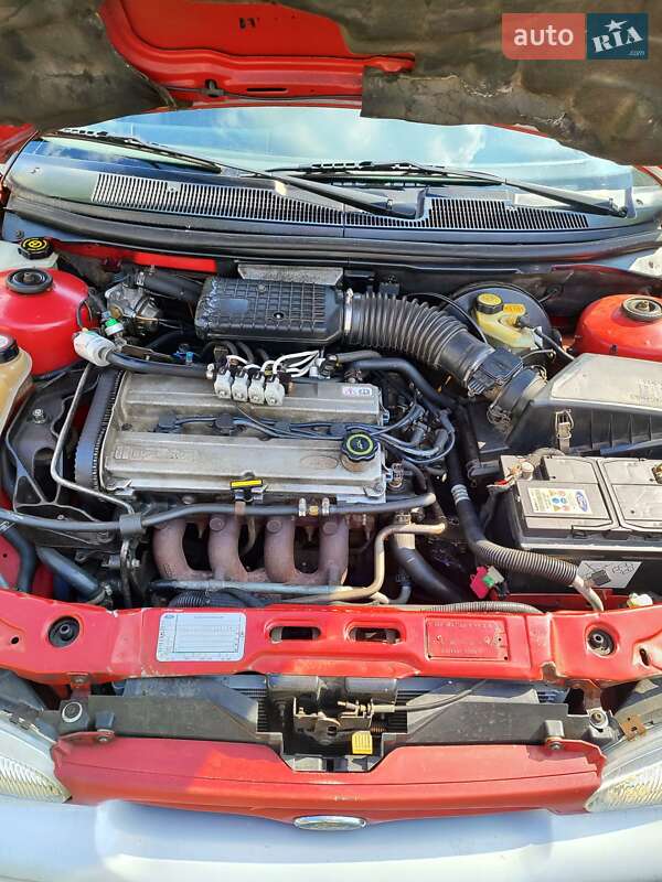 Седан Ford Mondeo 1994 в Києві