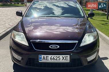 Ліфтбек Ford Mondeo 2010 в 