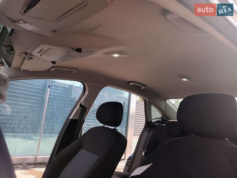 Седан Ford Mondeo 2010 в Миколаєві