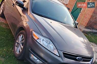 Седан Ford Mondeo 2011 в Гайсине