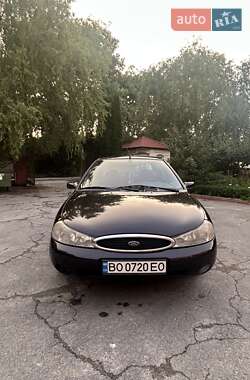 Лифтбек Ford Mondeo 1997 в 