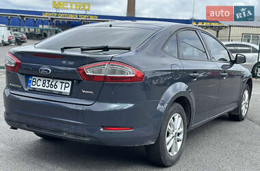 Лифтбек Ford Mondeo 2012 в 