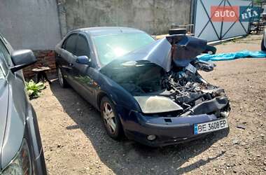 Лифтбек Ford Mondeo 2001 в 