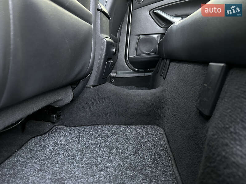 Універсал Ford Mondeo 2014 в Стрию