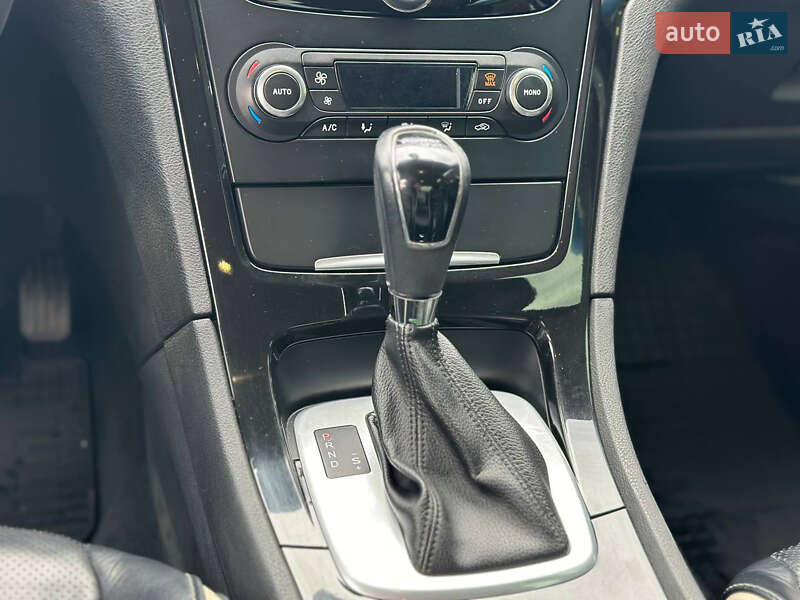 Седан Ford Mondeo 2012 в Днепре