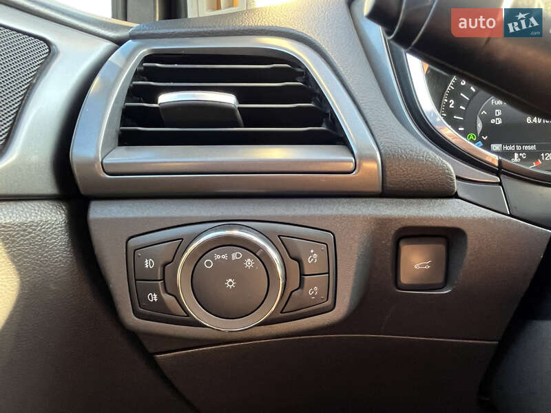 Лифтбек Ford Mondeo 2015 в Харькове фото 18 Лифтбек Ford Mondeo 2015 в Харькове