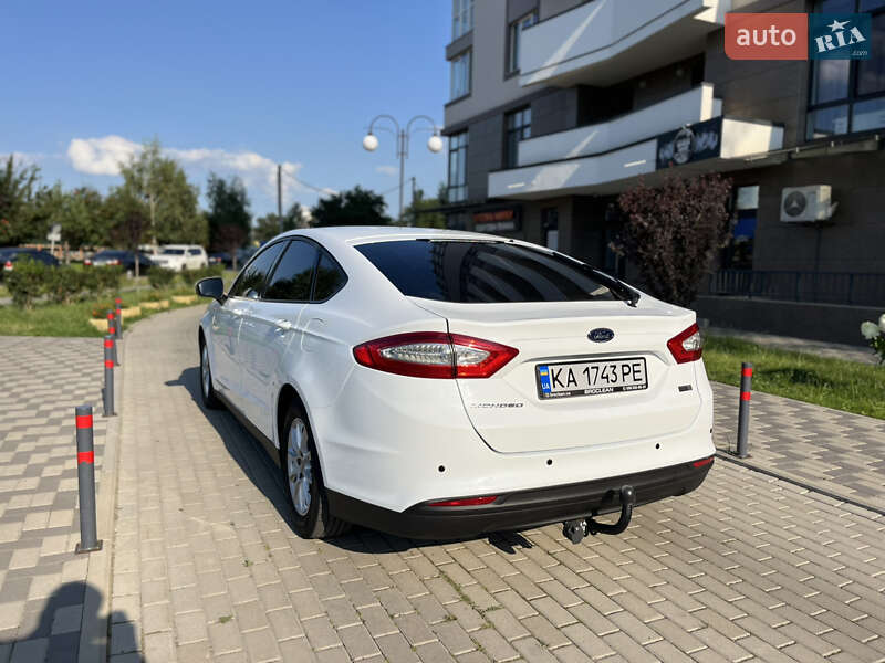 Лифтбек Ford Mondeo 2017 в Киеве