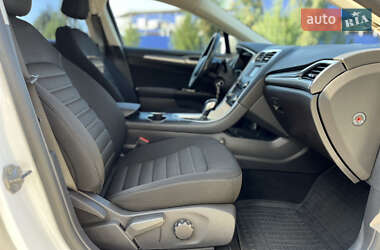 Лифтбек Ford Mondeo 2017 в 