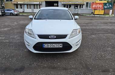 Седан Ford Mondeo 2012 в 